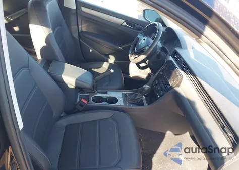 2021 Volkswagen Passat 2.0T Se из США, поврежденный, VIN 1VWSA7A30MC009256